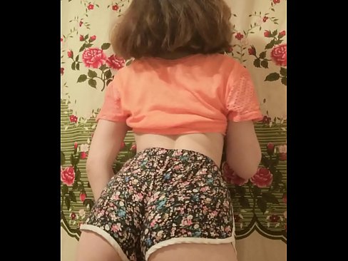 ❤️ Nena jove sexy despullant-se els pantalons curts davant la càmera ❤ Vídeo porno a nosaltres ca.extraclasswork.ru ❌❤